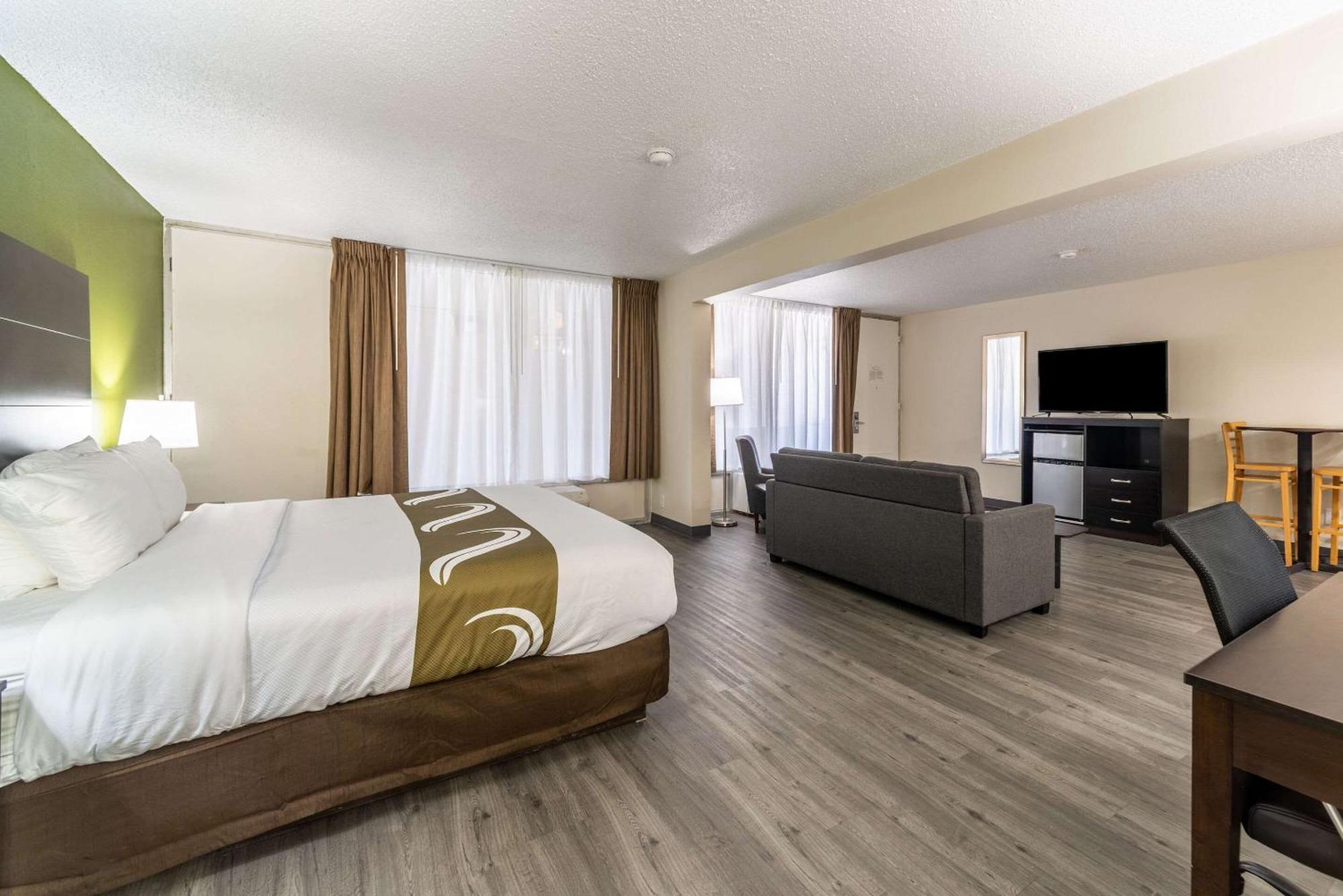 Quality Inn & Suites Vandalia Near I-70 And Hwy 51 Eksteriør billede