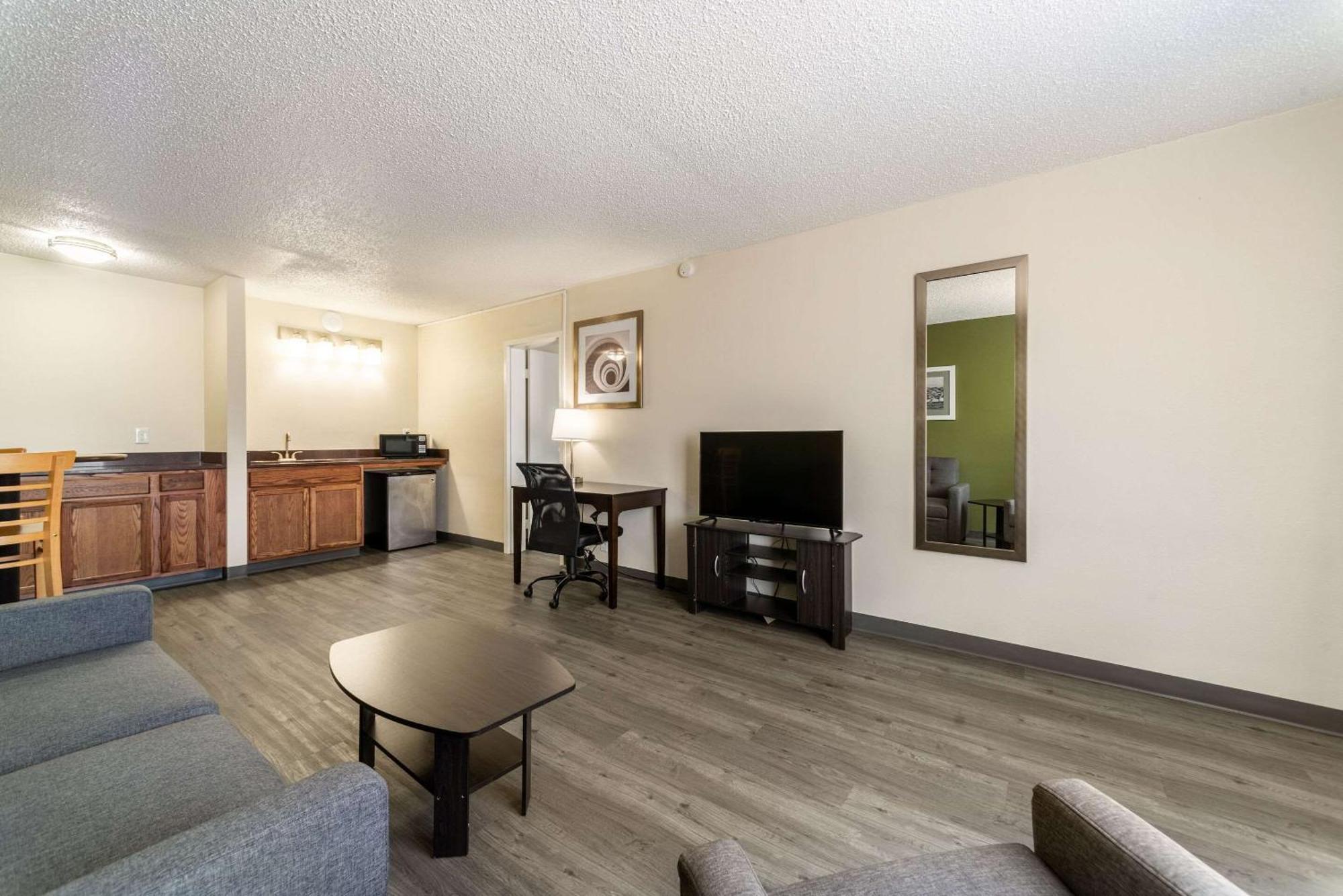 Quality Inn & Suites Vandalia Near I-70 And Hwy 51 Eksteriør billede