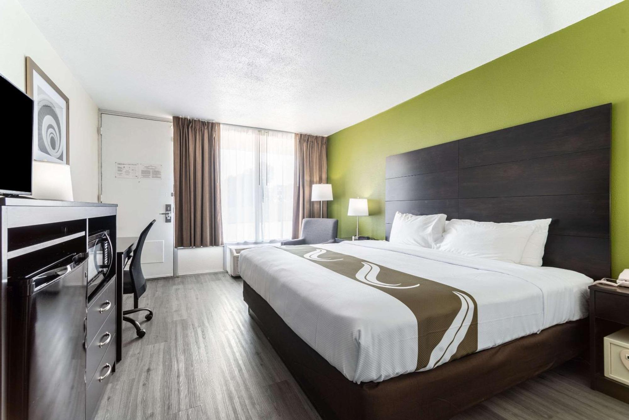 Quality Inn & Suites Vandalia Near I-70 And Hwy 51 Eksteriør billede