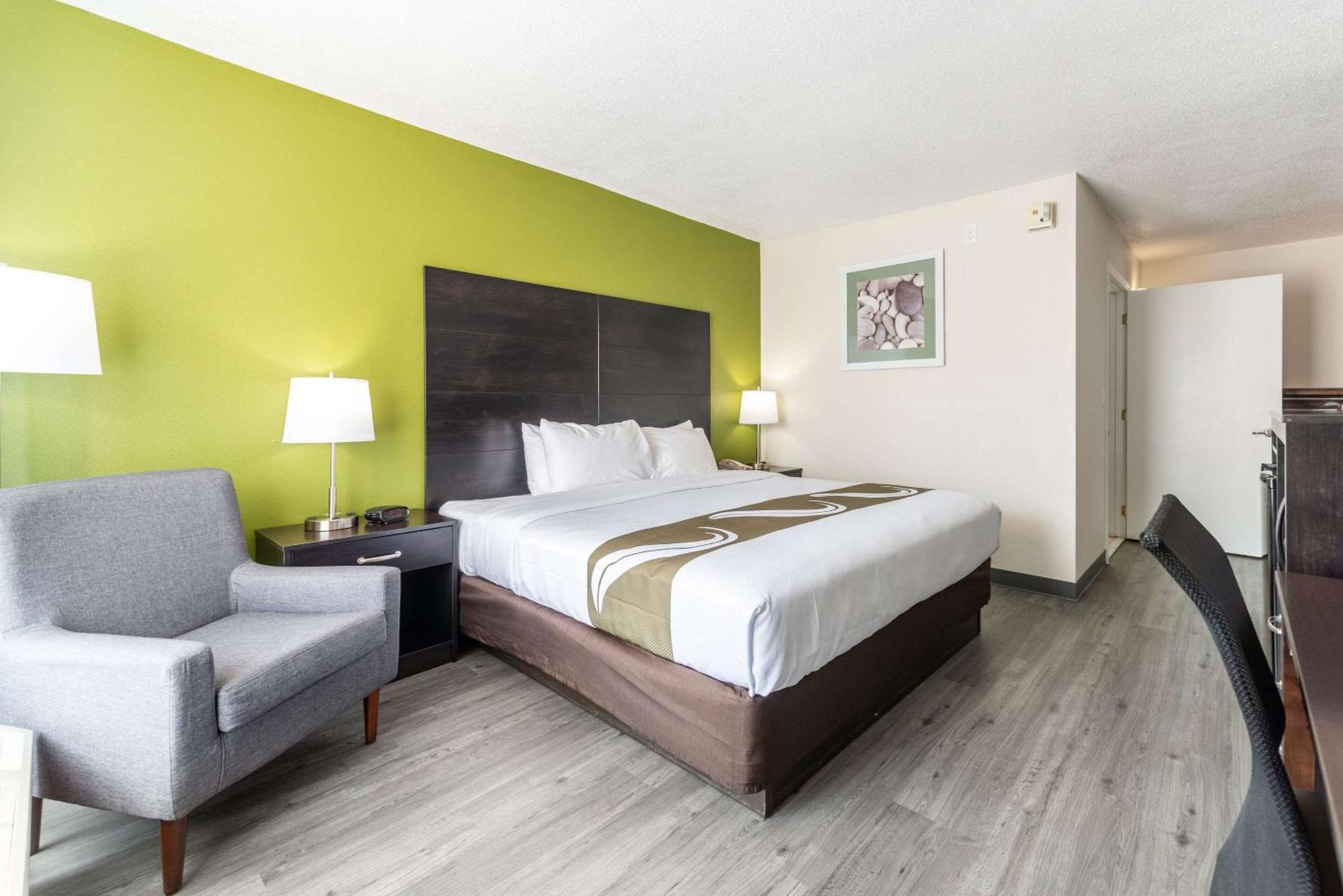 Quality Inn & Suites Vandalia Near I-70 And Hwy 51 Eksteriør billede