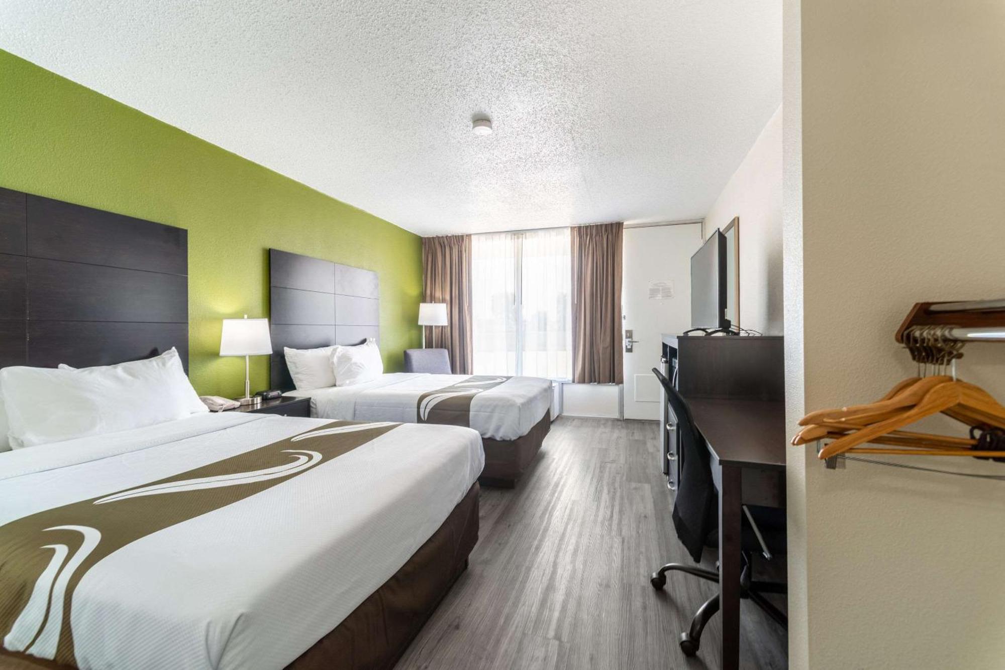 Quality Inn & Suites Vandalia Near I-70 And Hwy 51 Eksteriør billede