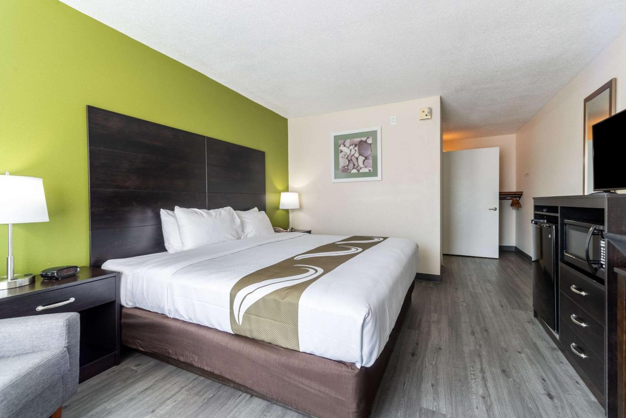 Quality Inn & Suites Vandalia Near I-70 And Hwy 51 Eksteriør billede